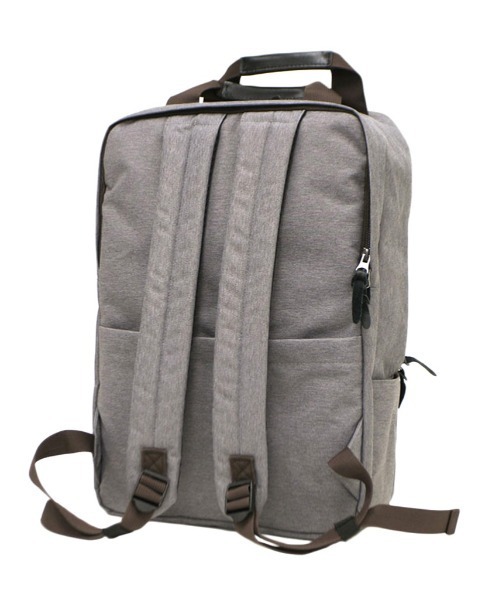 BACKYARD FAMILY（バックヤードファミリー） デイバック リュック SAND