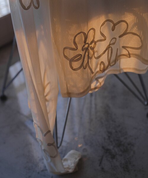 Kastane（カスタネ） tシャツ フラワーコード刺繍シアーTOPS