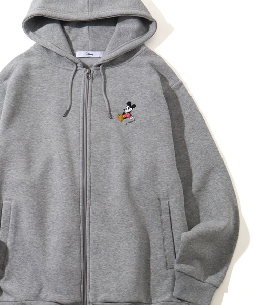 Disney（ディズニー） パーカー アートワーク デザイン 裏起毛 胸