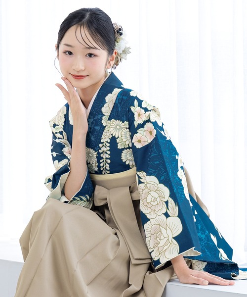 SOUBIEN(創美苑) 着物 卒業式 「floro by SOUBIEN」ハイジュニア袴4 SOUBIEN(創美苑) 着物 卒業式 「floro by SOUBIEN」ハイジュニア袴4