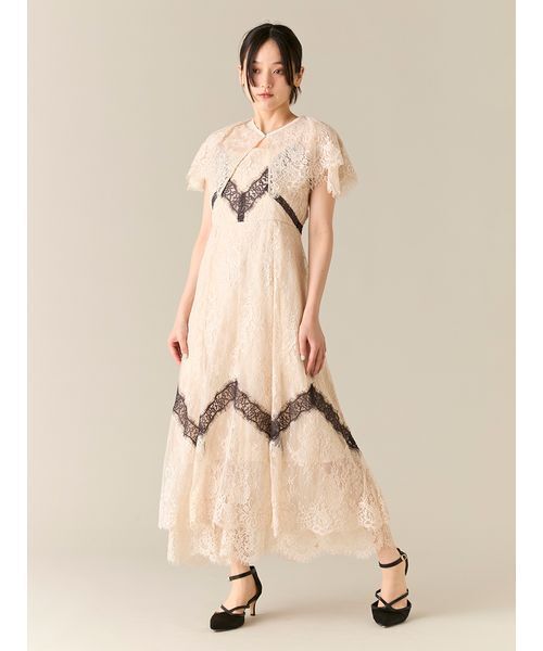 LILY BROWN（リリーブラウン） ドレス ケープ付き2wayレースライン