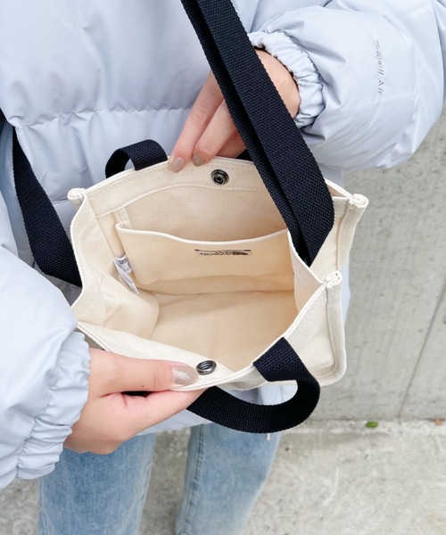 [HUECLOSET] ユニセックス SQUARE TOTE BAG ★送料・関税込 301000197204_1.jpg