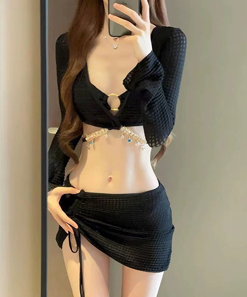 NO ROMANCE Y2Kギャルストラップビキニ水着セットブラック十字架 gossip!ロサンゼルス 水着 Y2K ビキニ クロストップス シャーリング