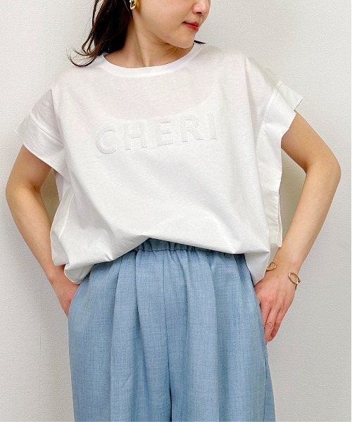 tシャツ エンボスTシャツ レディース uricca 48H限定！954円 2点購入クーポンで☆ Tシャツ トップス