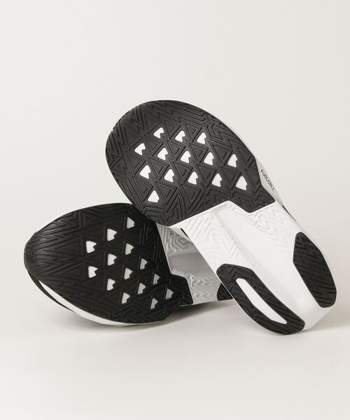 New Balance（ニューバランス） スニーカー FuelCell Rebel v5