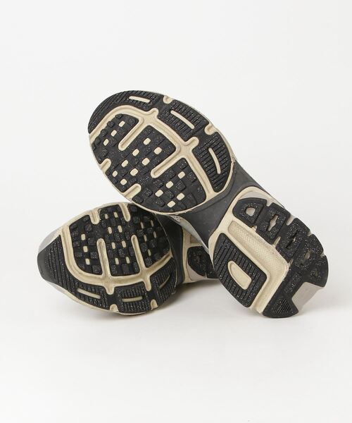 NIKE / ローカットスニーカー/25.5cm/BEG NIKE（ナイキ） ローカットスニーカー 25.5cm シルバー レディース