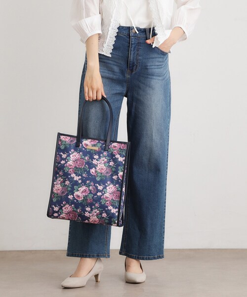 MA＊RSトートバッグ 花柄 ローズ柄 ブラック LAURA ASHLEY（ローラアシュレイ） トートバッグ エレンボロー ローズ
