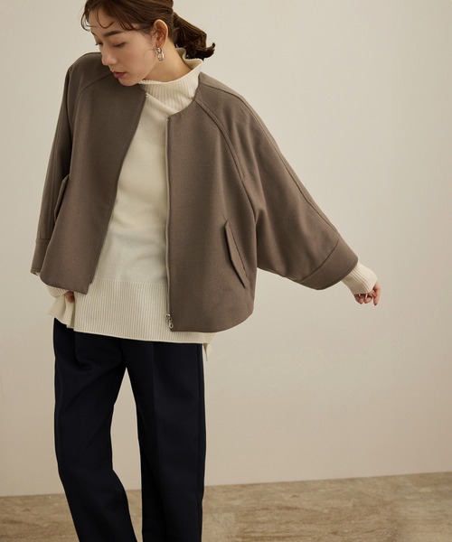 美品【ROPÉ】 ジップアップ きれいめフォルムブルゾン ノーカラージャケット ROPE'（ロペ） ブルゾン アウター プレミアムカシミヤ ジップブルゾン