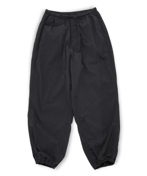 ATON（エイトン） パンツ HAND DYED NYLON OVER PANTS メンズ