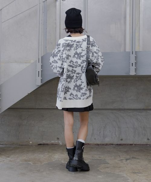 PAGEBOY（ページボーイ） カーディガン 3Dフラワージャガード