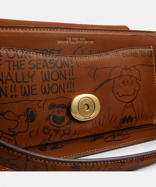 PEANUTS ショルダーバッグ バッグ 「COACH X PEANUTS」タビー