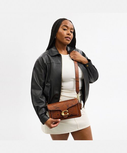 PEANUTS ショルダーバッグ バッグ 「COACH X PEANUTS」タビー