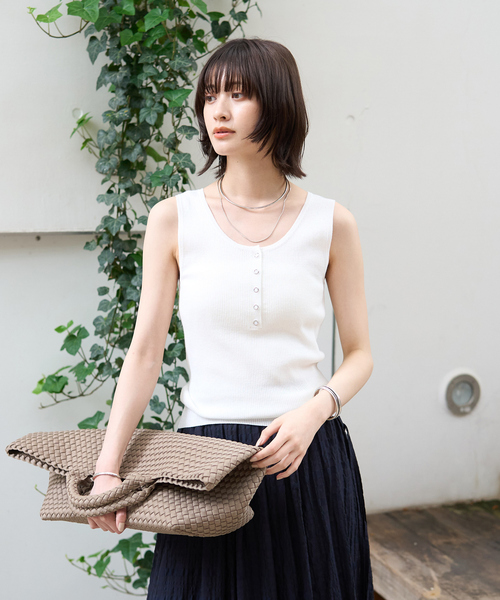 ヴィヴィアン　ニットベスト　タンクトップ ヴィヴィアン ニットベスト タンクトップ Vivienne Westwood 刺繍