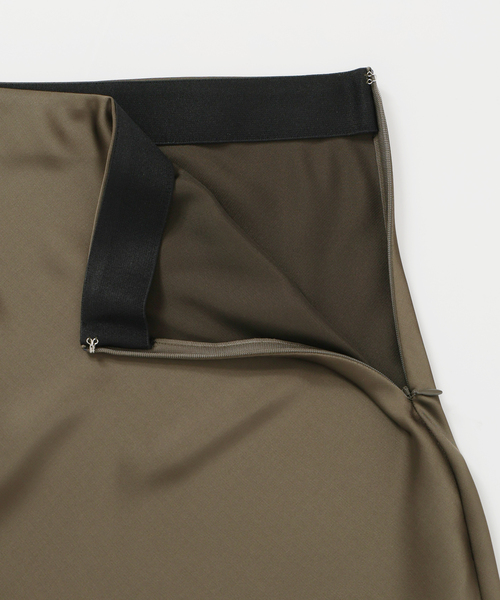 SLOBE IENA（スローブイエナ） スカート サテンナロースカート