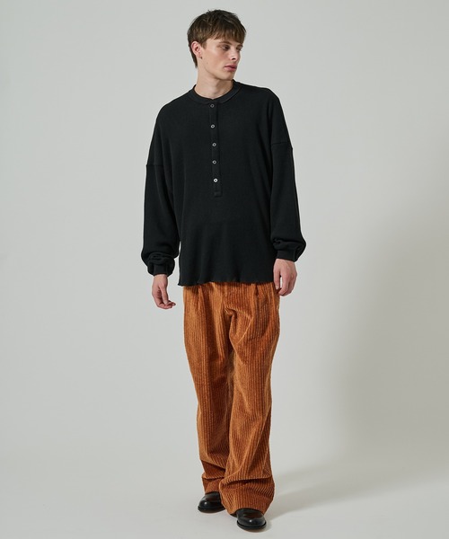 SHINYAKOZUKA（シンヤコヅカ） tシャツ 「SHINYAKOZUKA/シンヤコズカ