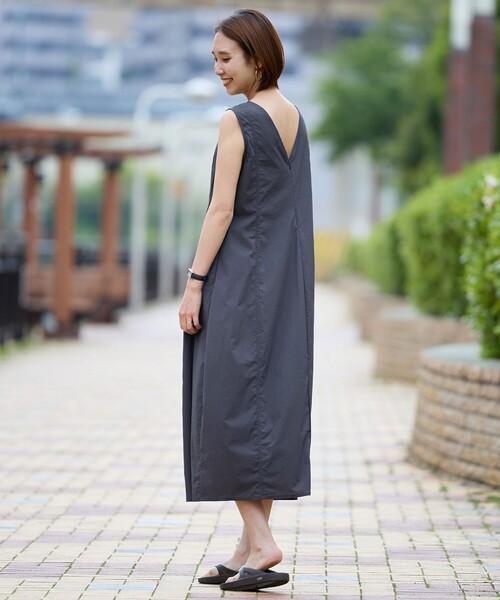 「UNFILO」 ノースリーブワンピース SMALL ブラック レディース_画像2