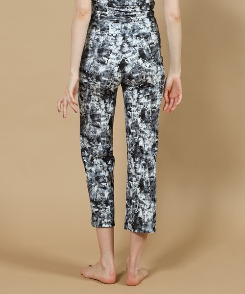 Julier（ジュリエ） レギンス スパッツ Julier sand flowerプリント