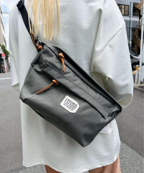 H-173 フレドリックパッカーズ メッセンジャーバッグ H-173 フレドリックパッカーズ メッセンジャーバッグ