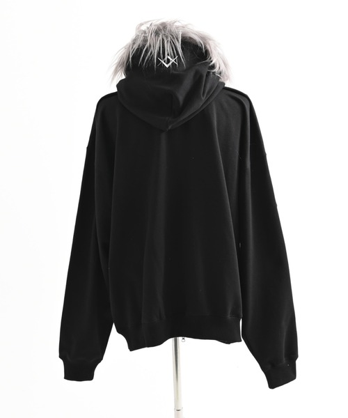 『REFLEM/レフレム』ファー付きタイポZIPフーディー/ジップパーカー REFLEM（レフレム） パーカー 「REFLEM/レフレム」ファー付きタイポZIP