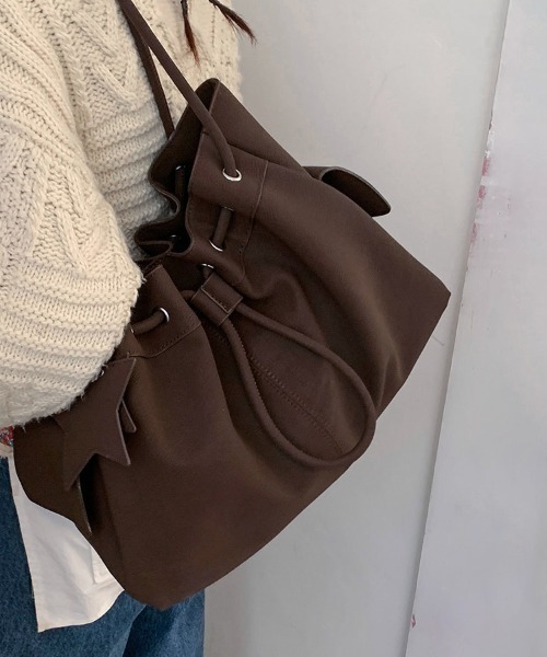 ショルダーバッグ バッグ 星チャーム付きショルダーバッグ レディース