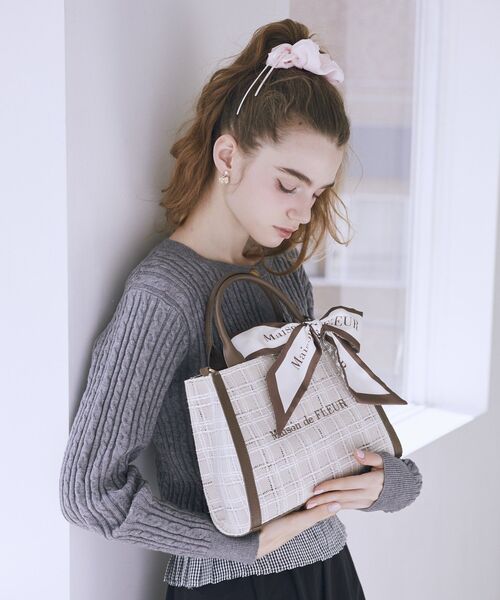 Maison de FLEUR（メゾンドフルール） ハンドバッグ スカーフ付き