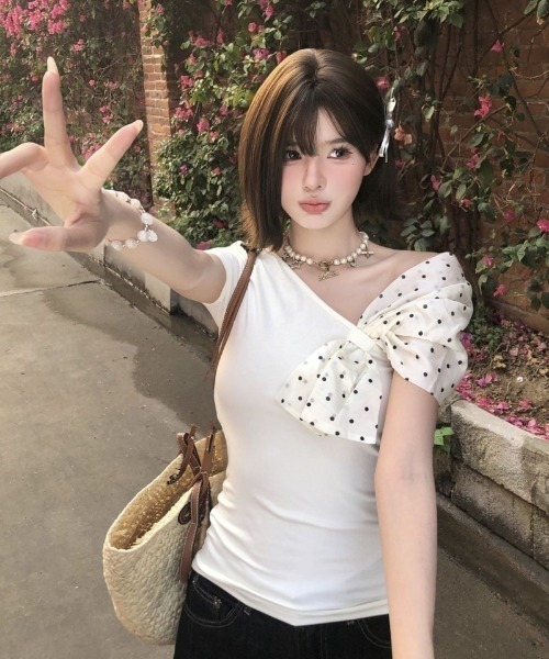 ドット柄リボン付き半袖トップス tシャツ 半袖 ドット柄リボンワンショルダートップス レディース