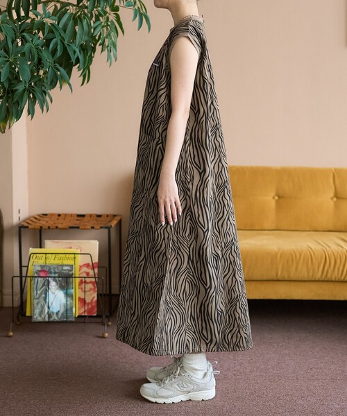 美品　サウザンドマイル フリークスストア ロング　ワンピース 美品】サウザンドマイル フリークスストア ロング ワンピース