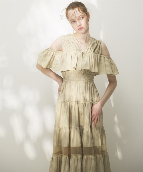 AND COUTURE ワンピース シアーティアードオープンショルダー AND COUTURE ワンピース シアーティアードオープンショルダー