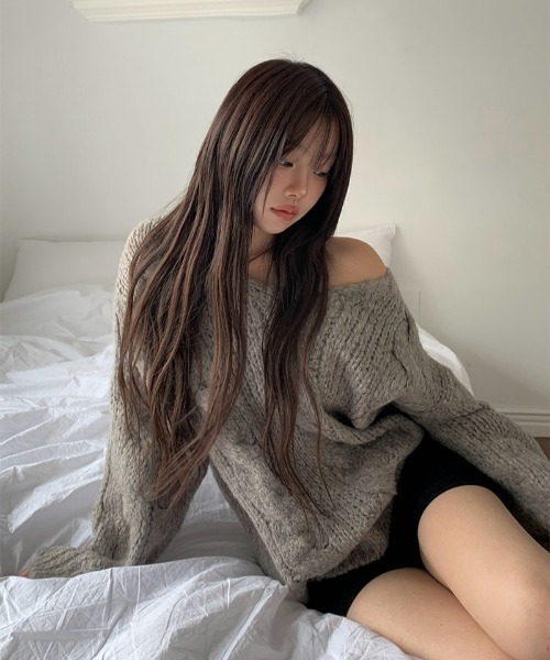 anyonemore ニット セーター ウール混ケーブル編みルーズVネックニット