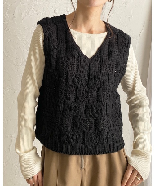 She's Closet ベスト ジレ ローゲージケーブル手編み風vネックショート