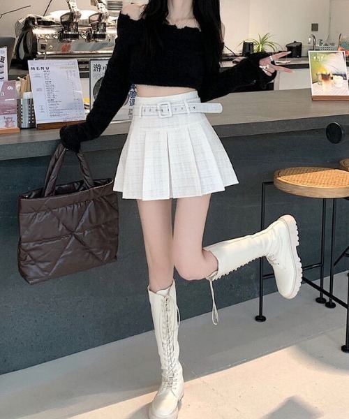 美品 BURBERRY ミニスカート風 キュロット ベルト 牛革 ツイード 36 Sibra スカート ベルト付き プリーツツイードミニスカート