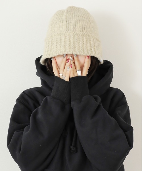 希少☆バーバリーズ　ワッペン付きウールプレザー クロコパターンレザー] ハーフLジップウォレットcolor：ブラック