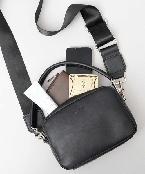 レザー　3WAY 斜めがけバッグ 未使用品 REGiSTA（レジスタ） ショルダーバッグ スプリットレザー（牛床革