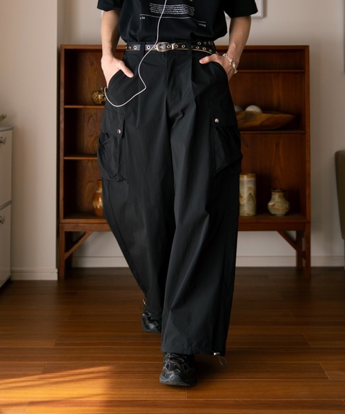 【soerte】ミリタリーカーゴパンツ　ブラック soerte カーゴパンツ Total pattern military wide cargo pants
