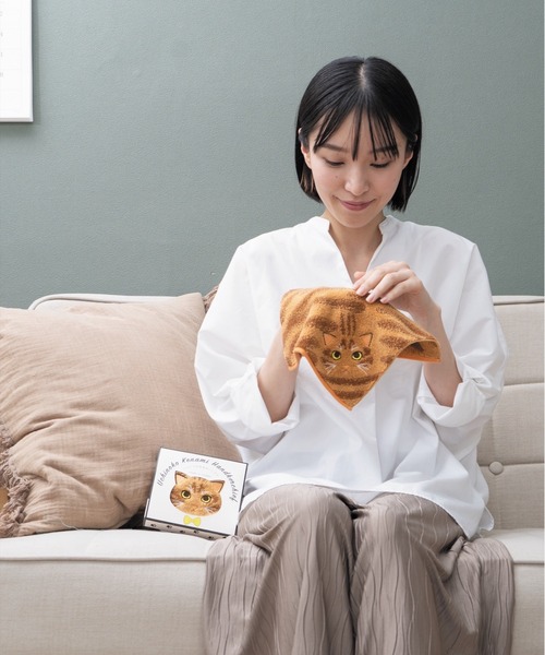 ハンカチ 「今治タオル」ニャンコの毛並みをそのまま表現した、ふわふわ刺繍入り今治タオルハンカチ。猫好き必見の愛らしいデザインと、職人技で仕上げた… | MILLION CARATS | 15