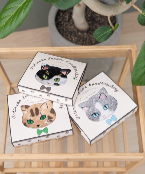 ハンカチ 「今治タオル」ニャンコの毛並みをそのまま表現した、ふわふわ刺繍入り今治タオルハンカチ。猫好き必見の愛らしいデザインと、職人技で仕上げた… | MILLION CARATS | 17