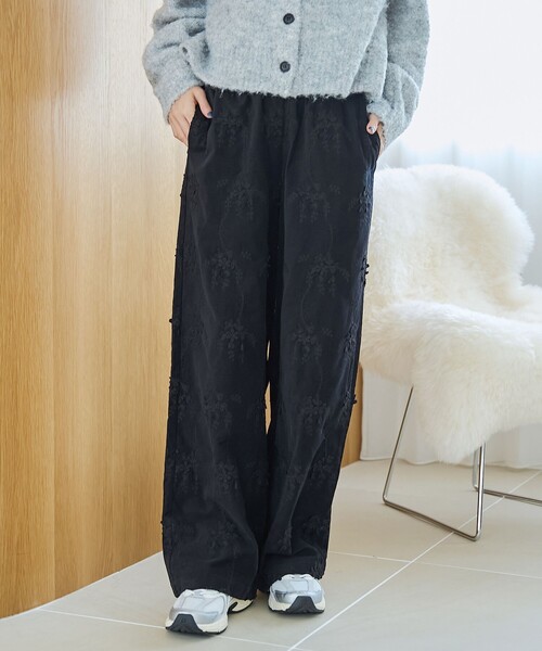 coen（コーエン） パンツ 3Dフラワー刺繍 コーデュロイイージーワイド