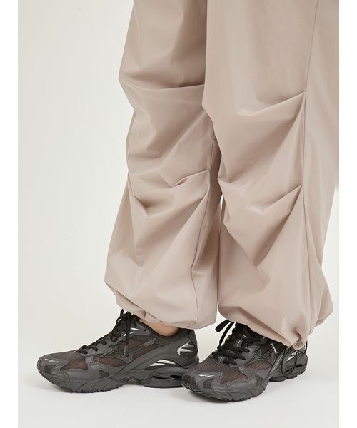 スニーカー 「emmi｜MIZUNO」WAVE RIDER 10 レディースの画像