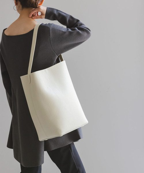 【INNUE】ホワイトレザートートバッグ ショルダーストラップ付き INNUE（イヌエ） トートバッグ レザートートBAG レディース : ZOZOTOWN