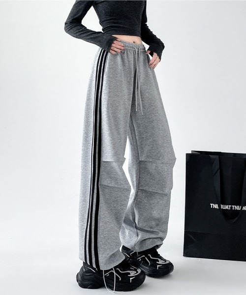 HOODRICH オーバーサイズ スウェットパンツ ラインストーン 9b601b34e9dd0c01cc43784dfdcaba