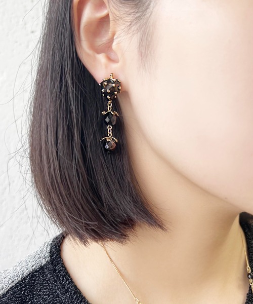 【ANNA SUI】即対応 いちごモチーフ スウィングピアス ANNA SUI ピアス いちごモチーフ スウィングピアス レディース