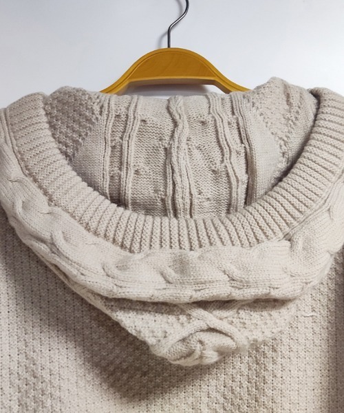 ニット セーター ケーブル編み×ボーダー袖フード付きニットトップス