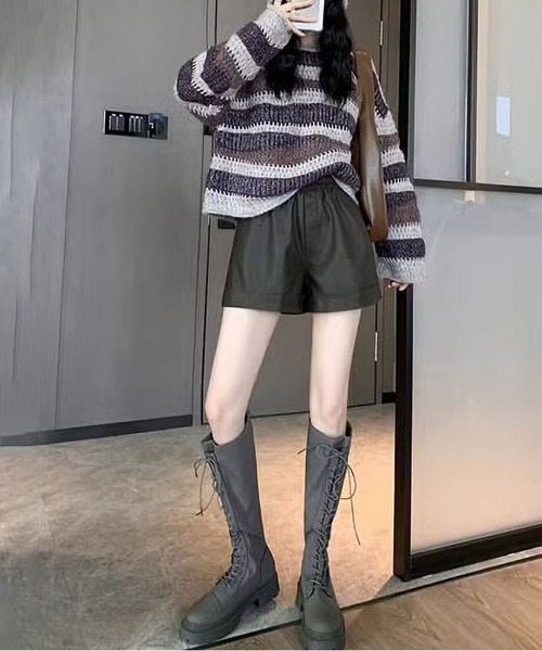 MAISON DE THERESE（メゾン ド テレーズ） パンツ マットPUのショート