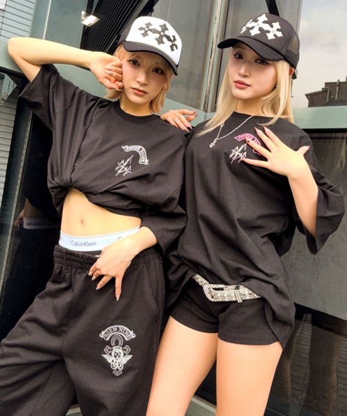 tシャツ A'GEM/9 × .kom 「A'GEM/9/エージェムナイン」エンジェルラインストーンTシャツ レディース メンズの画像