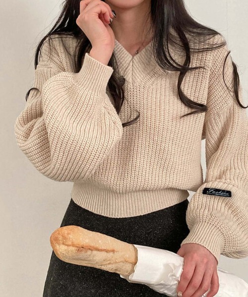 Girly Doll（ガーリードール） ニット セーター ボリュームスリーブV