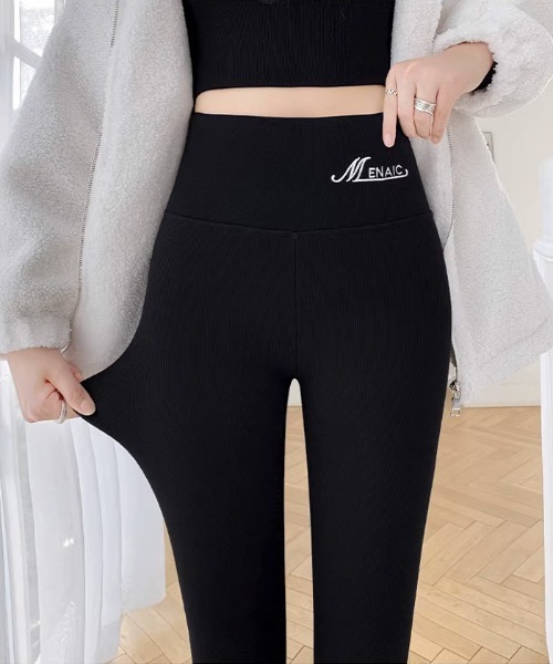 ルルレモン　新品未使用　ブラック ハイウエストレギンス サイズ2 ルルレモン 新品未使用 ブラック レギンス サイズ2 - メルカリ