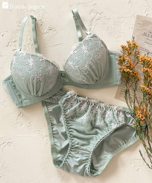 fran de lingerie（フランデランジェリー） ブラジャー ショーツセット