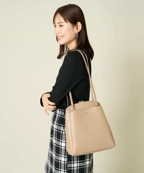 a.v.v（アー・ヴェ・ヴェ） ショルダーバッグ バッグ 「2WAY」リュック