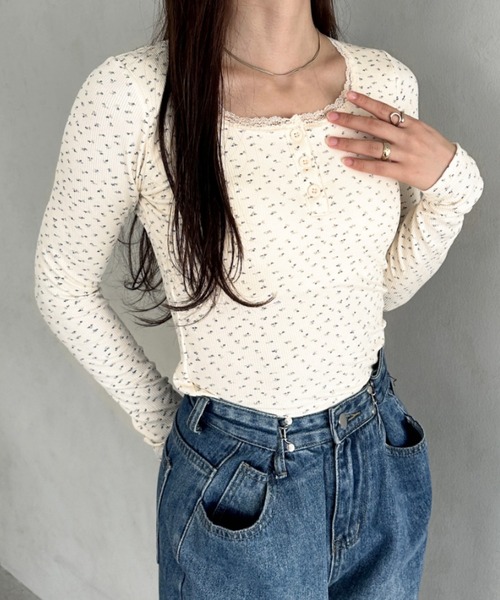 tシャツ カップ付き花柄ヘンリーネック ロングスリーブカットソー