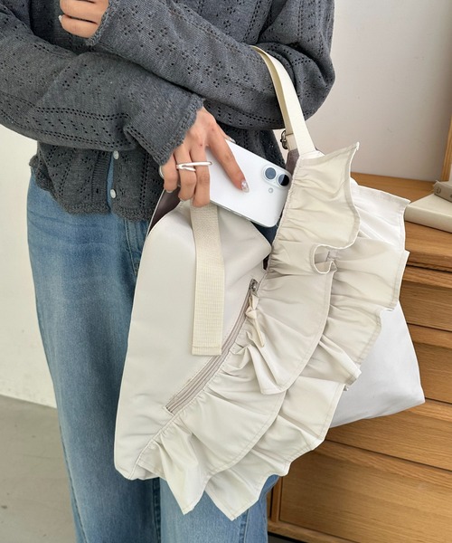 Discoat（ディスコート） トートバッグ 「WEB限定」フリルVカット